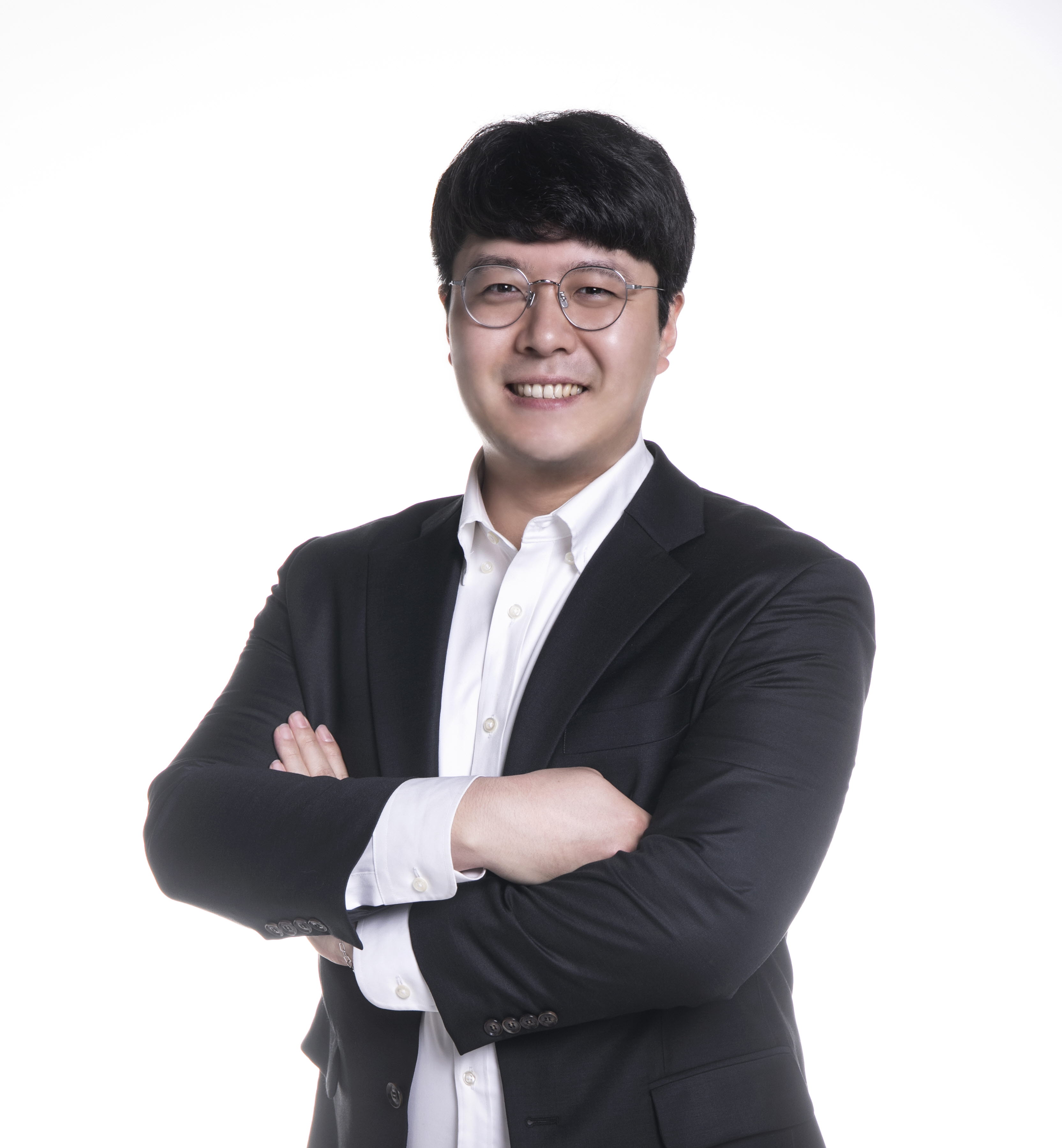 그림입니다. 원본 그림의 이름: image1.jpeg 원본 그림의 크기: 가로 3328pixel, 세로 3597pixel 사진 찍은 날짜: 2022년 05월 03일 오후 7:01 카메라 제조 업체 : Canon 카메라 모델 : Canon EOS 5D Mark IV 프로그램 이름 : Adobe Photoshop 23.3 (Macintosh) F-스톱 : 11.0 노출 시간 : 1/160초 IOS 감도 : 400 노출 모드 : 수동 화이트 밸런스 : 자동 프로그램 노출 : 메뉴얼 노출 제어 모드 측광 모드 : 평가 측광 플래시 모드 : 플래시 끔 EXIF 버전 : 0221