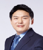 그림입니다. 원본 그림의 이름: 김길영.bmp 원본 그림의 크기: 가로 146pixel, 세로 172pixel