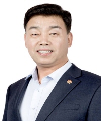 성흠제의원 사진