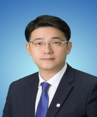 이병도의원 사진